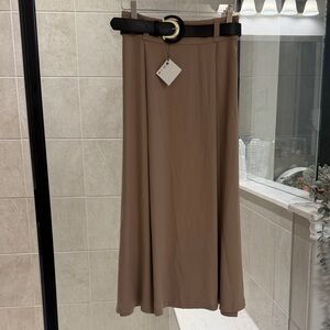 Zara Tan A-Line Skirt with Black Belt